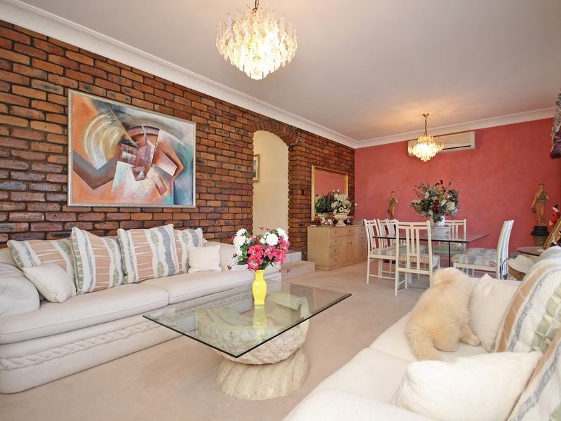 72 Bayley Road, Pine Mountain QLD 4306