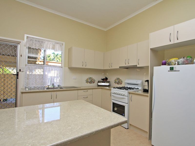 31 Lupton Street, Churchill QLD 4305