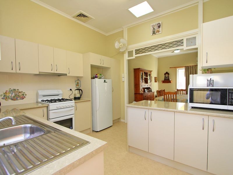 31 Lupton Street, Churchill QLD 4305