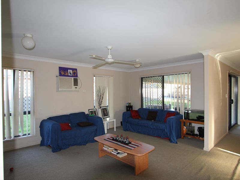 9 Glengarry Lane, Raceview QLD 4305