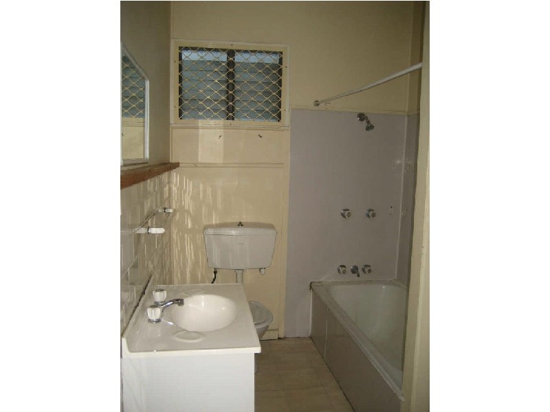 7 Coal Street, Bundamba QLD 4304