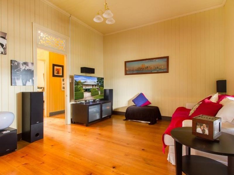 48 Wall Street, Bundamba QLD 4304