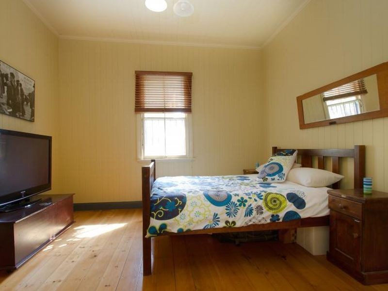 48 Wall Street, Bundamba QLD 4304