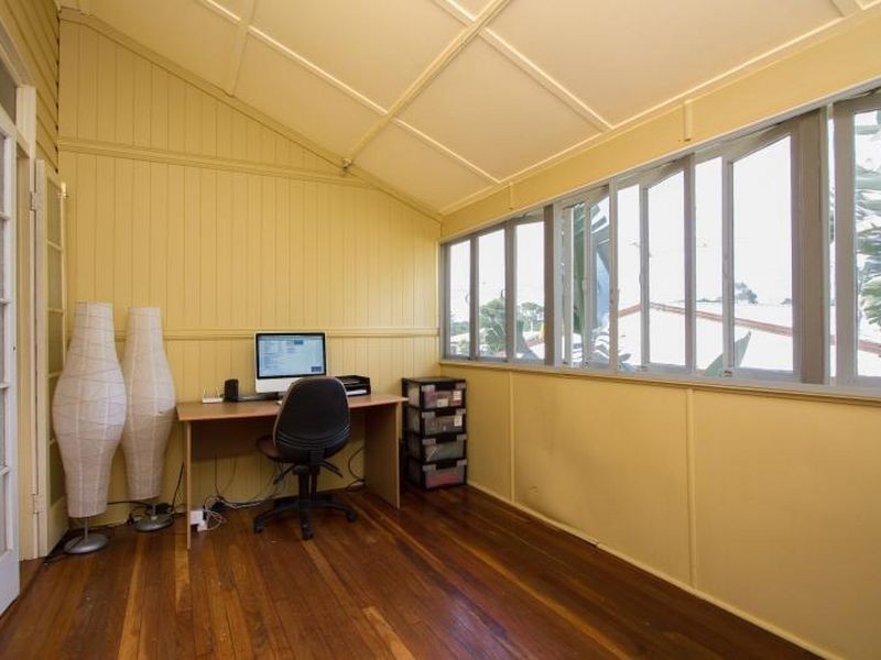 48 Wall Street, Bundamba QLD 4304