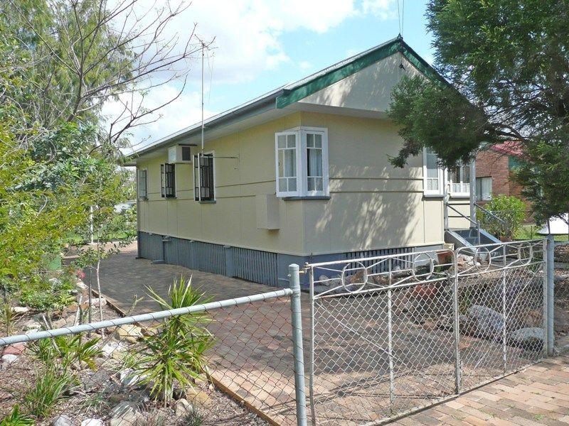 3 King Street, Dinmore QLD 4303