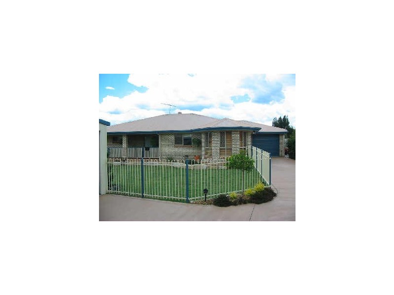 4 Zoe Court, Raceview QLD 4305