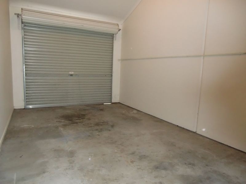 2/14A Macquarie Street, Booval QLD 4304