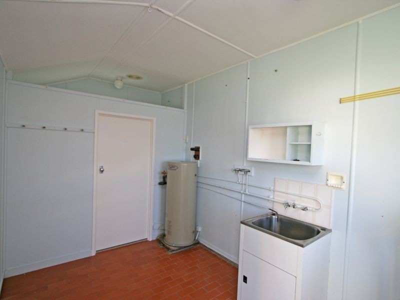 13 Doorey Street, One Mile QLD 4305