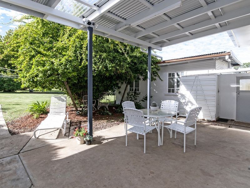 134 Whitehill Road, Eastern Heights QLD 4305