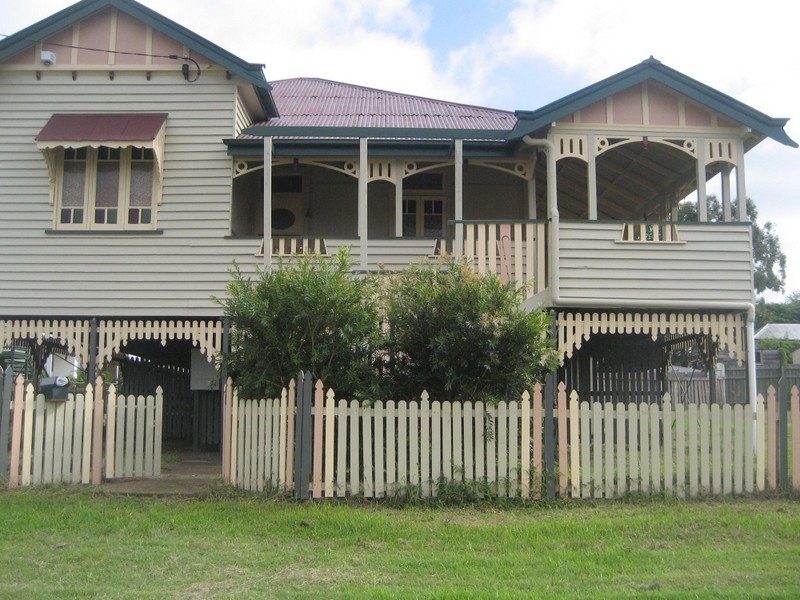 22 Pelican Street, North Ipswich QLD 4305