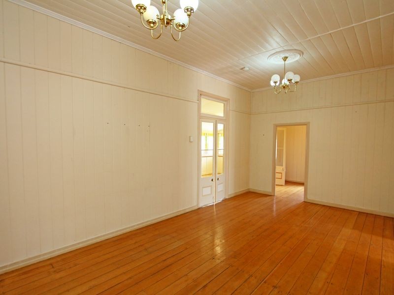 256 Blackwall Road, Chuwar QLD 4306