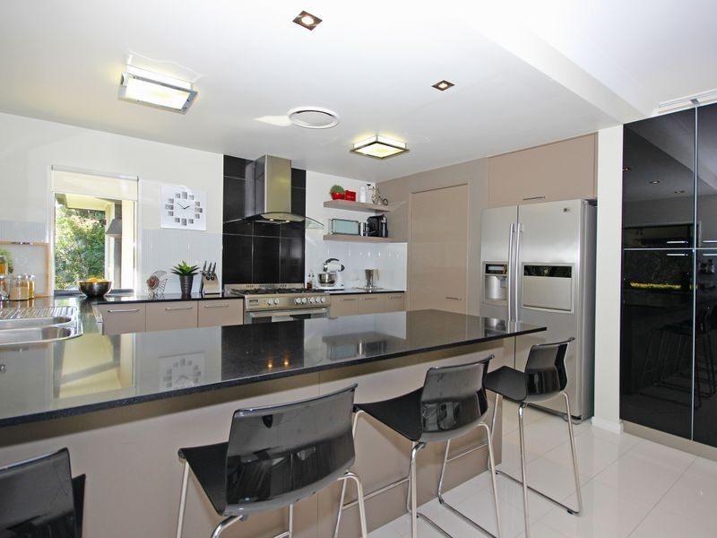 68 Cabernet Crescent, Pine Mountain QLD 4306