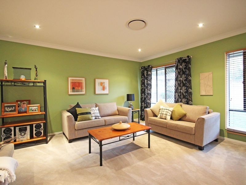 68 Cabernet Crescent, Pine Mountain QLD 4306