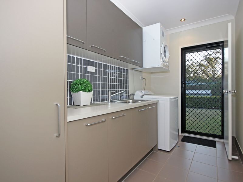 68 Cabernet Crescent, Pine Mountain QLD 4306