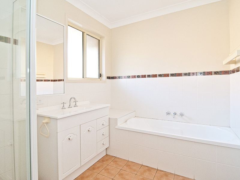 8 Banbury Close, Bundamba QLD 4304