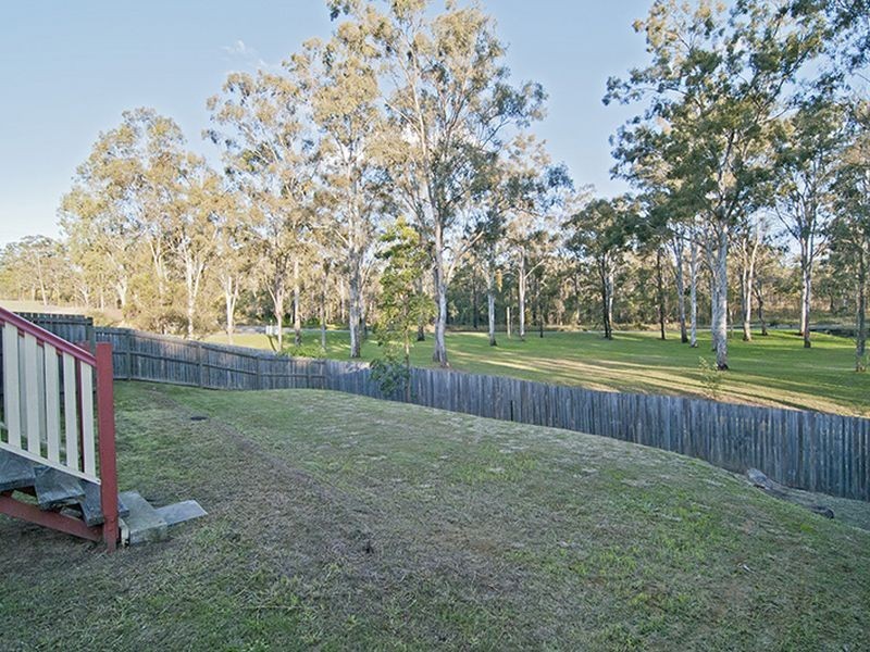 8 Banbury Close, Bundamba QLD 4304