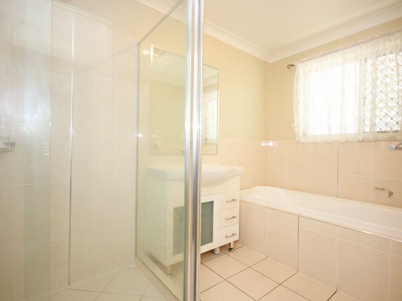 22 Piccadilly Court, Deebing Heights QLD 4306