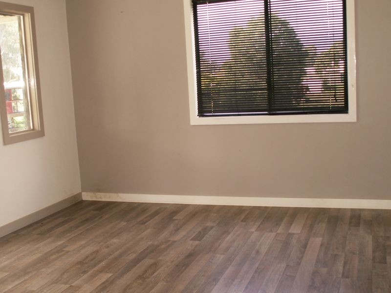 33 Cornish Street, Bundamba QLD 4304