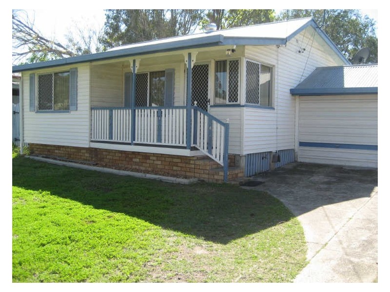 26 Vineyard Street, One Mile QLD 4305
