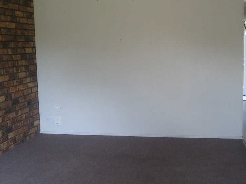 1/4 Pitcairn Street, Raceview QLD 4305