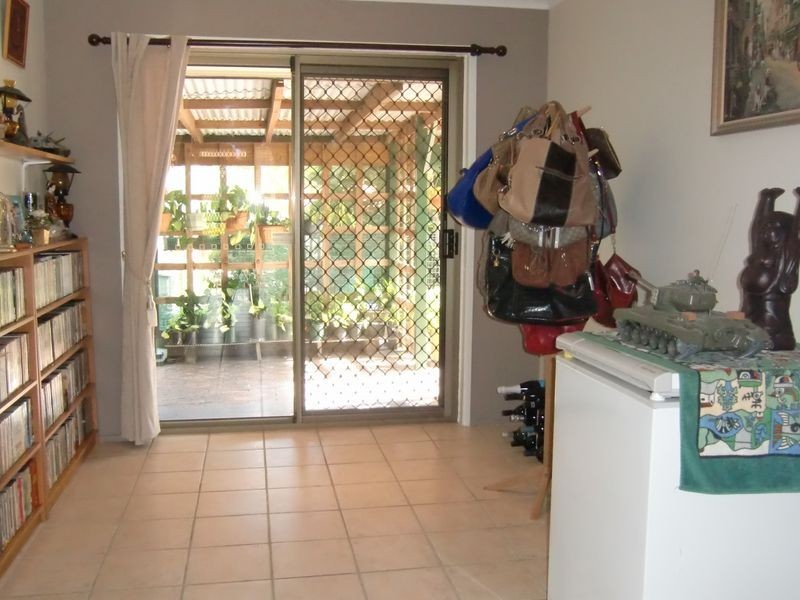 2 Suffolk Street, Wishart QLD 4122