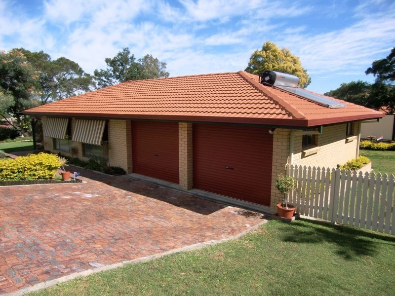 2 Suffolk Street, Wishart QLD 4122