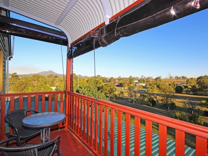 5 – 9 Roland Court, Peak Crossing QLD 4306