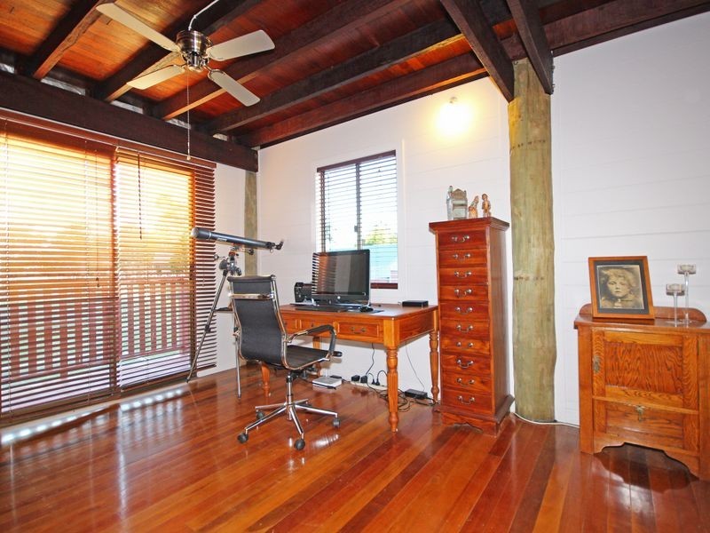 5 – 9 Roland Court, Peak Crossing QLD 4306