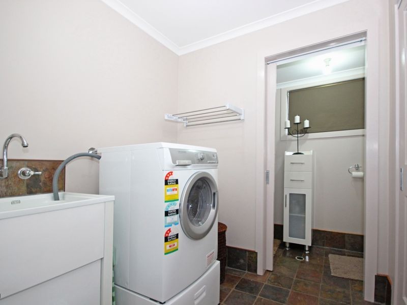 5 – 9 Roland Court, Peak Crossing QLD 4306