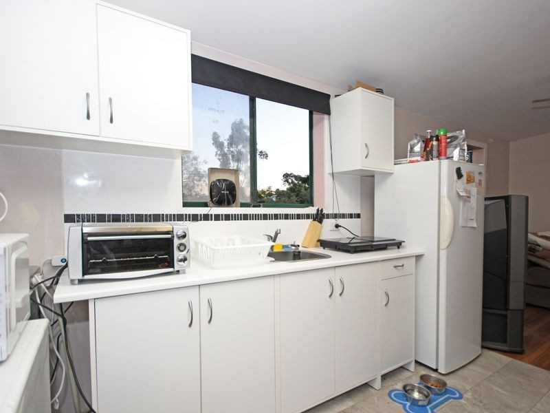 5 – 9 Roland Court, Peak Crossing QLD 4306