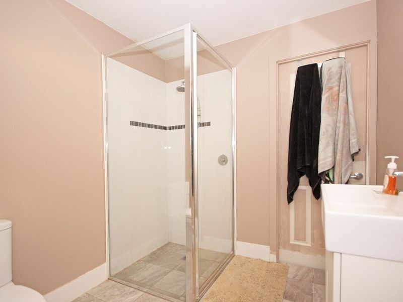 5 – 9 Roland Court, Peak Crossing QLD 4306