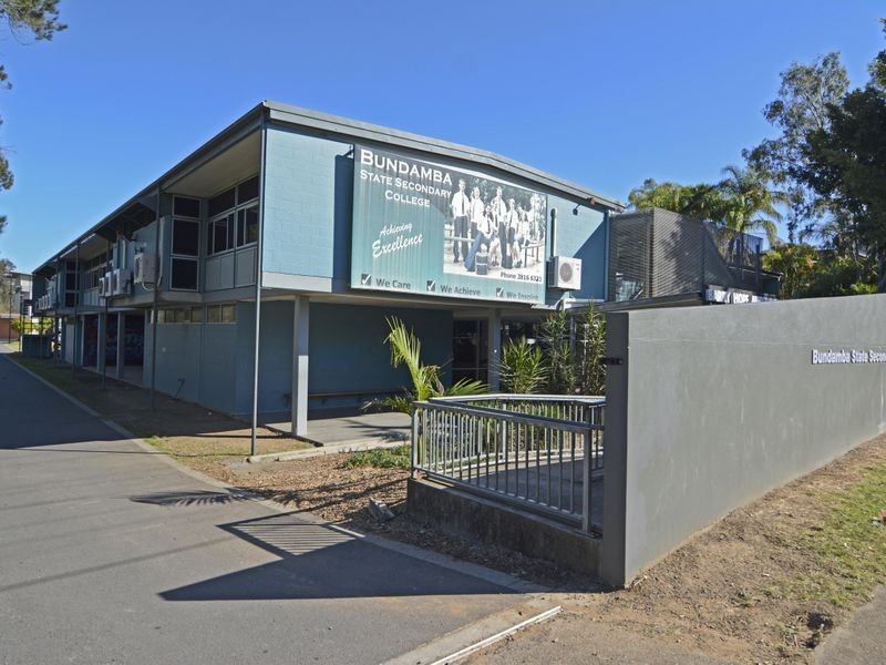 14 Oak Street, Bundamba QLD 4304