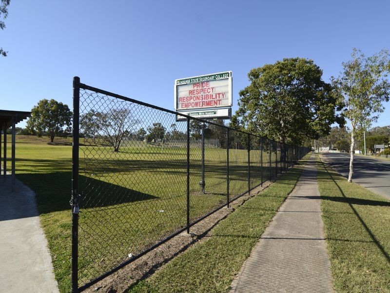 14 Oak Street, Bundamba QLD 4304