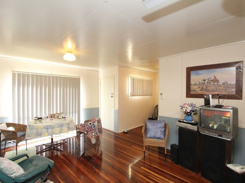 18 Petrie Street, Leichhardt QLD 4305