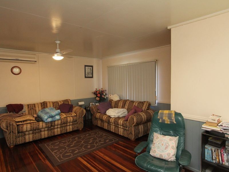 18 Petrie Street, Leichhardt QLD 4305
