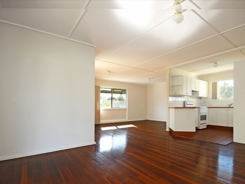 20 Mitchell Street, Riverview QLD 4303