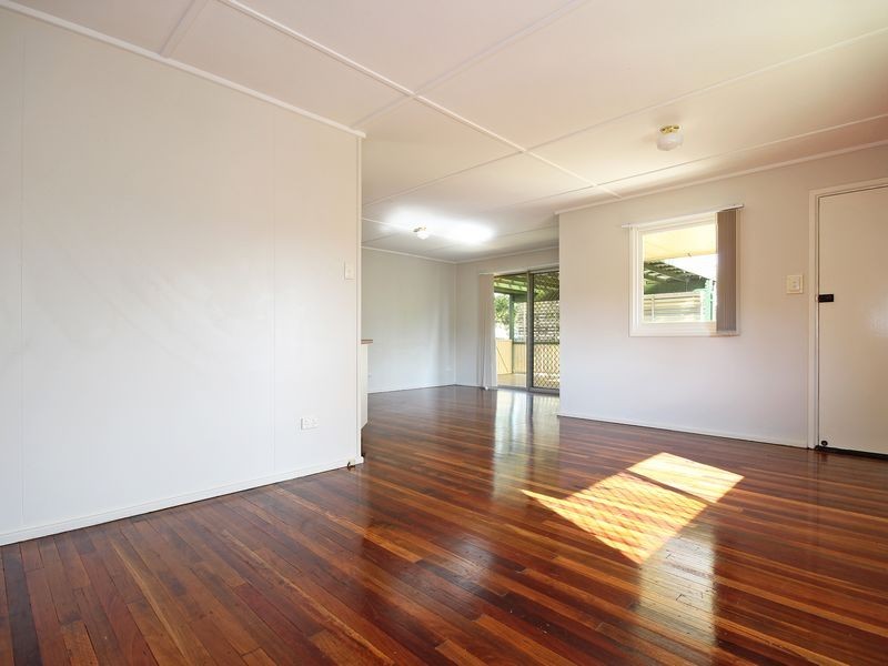 20 Mitchell Street, Riverview QLD 4303