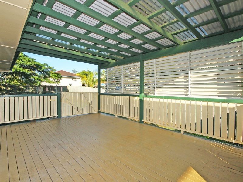 20 Mitchell Street, Riverview QLD 4303