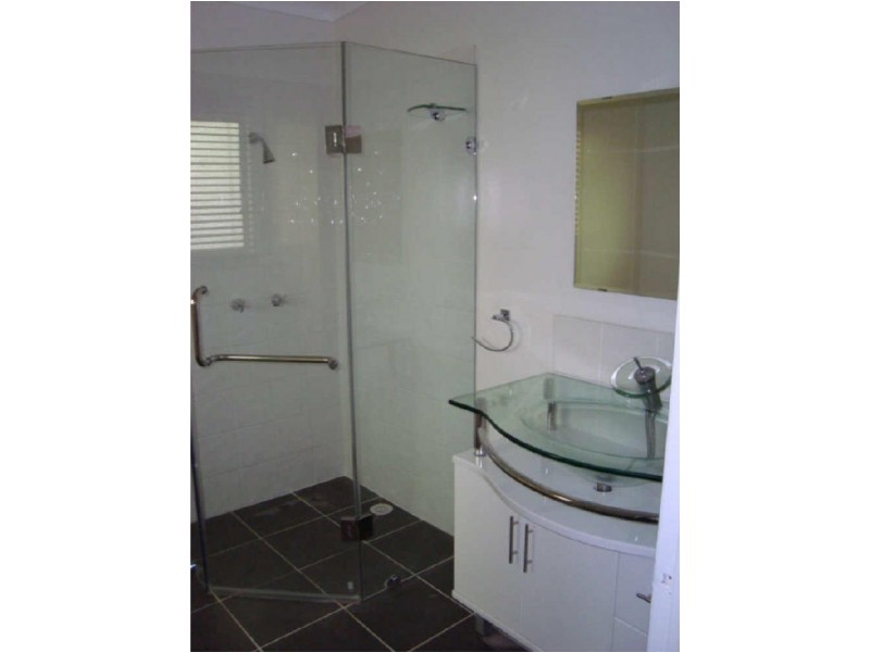74 Pine Street, North Ipswich QLD 4305