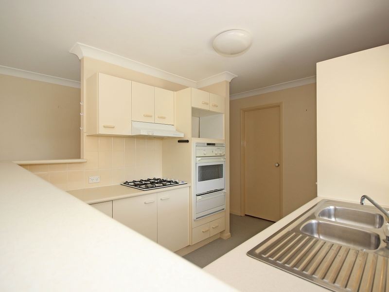 3 Elmhurst Crescent, Flinders View QLD 4305