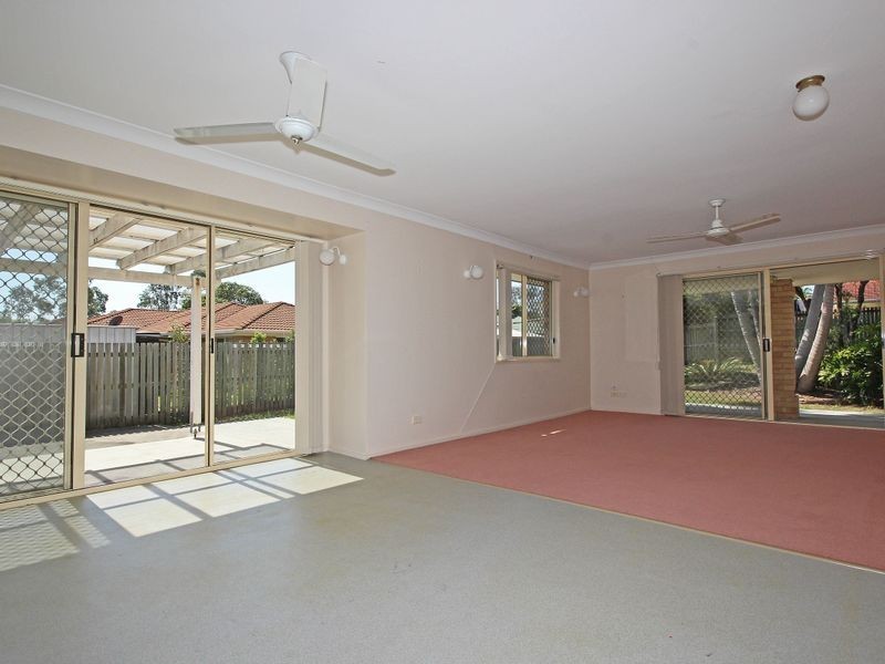3 Elmhurst Crescent, Flinders View QLD 4305