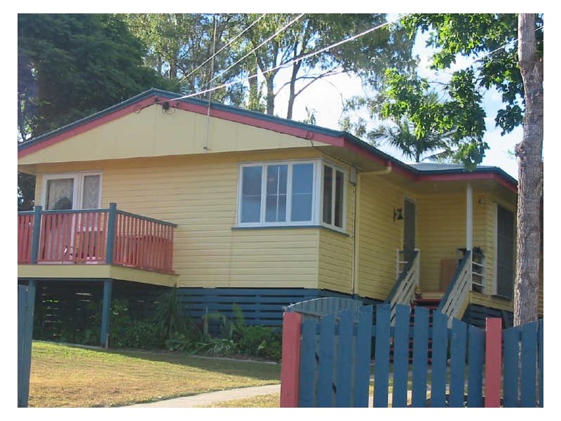 13 Fellette Street, Leichhardt QLD 4305