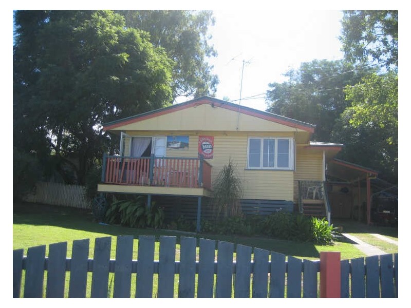 13 Fellette Street, Leichhardt QLD 4305