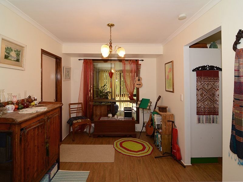 9 Kingfisher Court, Bundamba QLD 4304