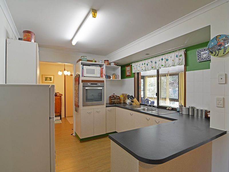 9 Kingfisher Court, Bundamba QLD 4304