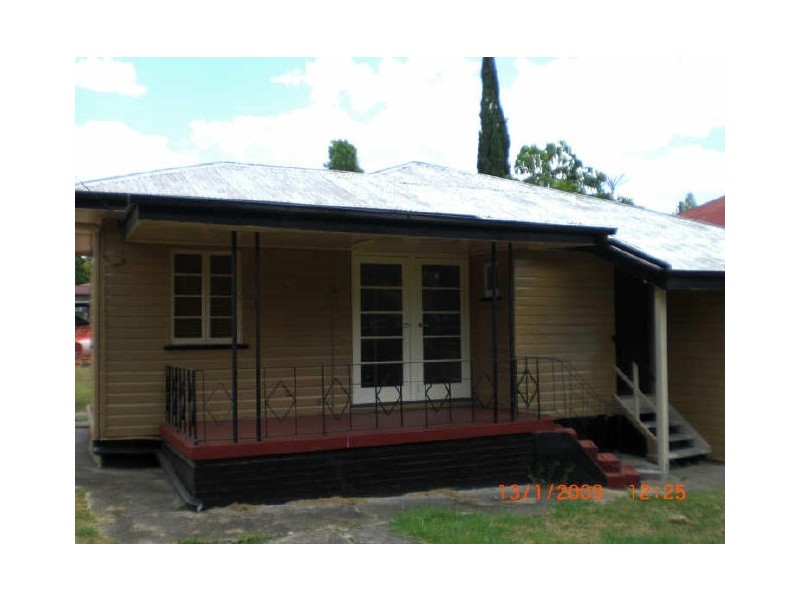 2 George Lane, Newtown QLD 4305