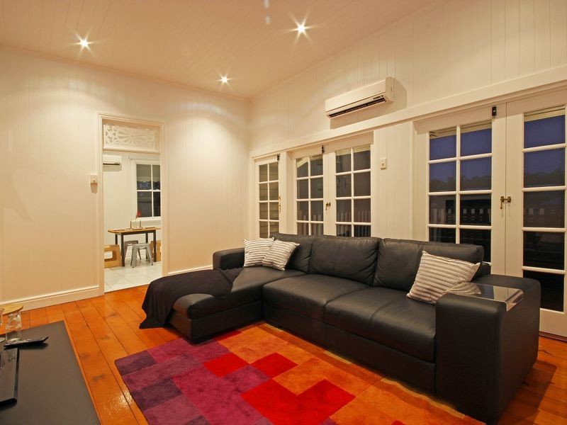 5 Waterworks Road, North Ipswich QLD 4305