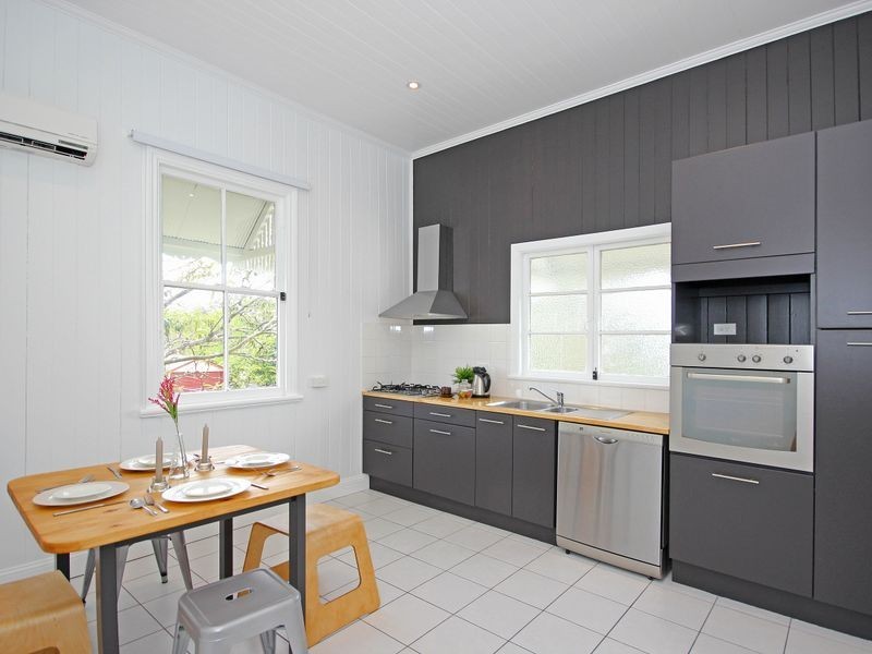 5 Waterworks Road, North Ipswich QLD 4305