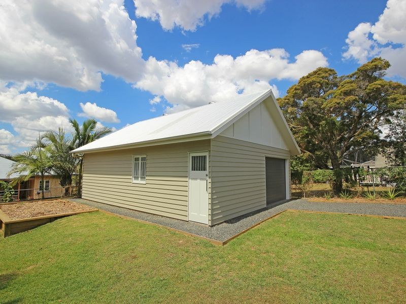 5 Waterworks Road, North Ipswich QLD 4305