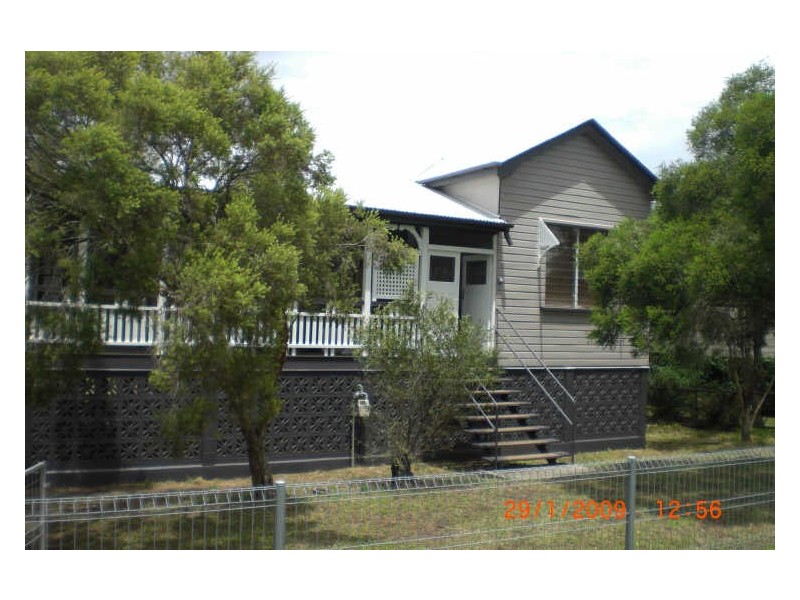 17 Pine Street, North Ipswich QLD 4305
